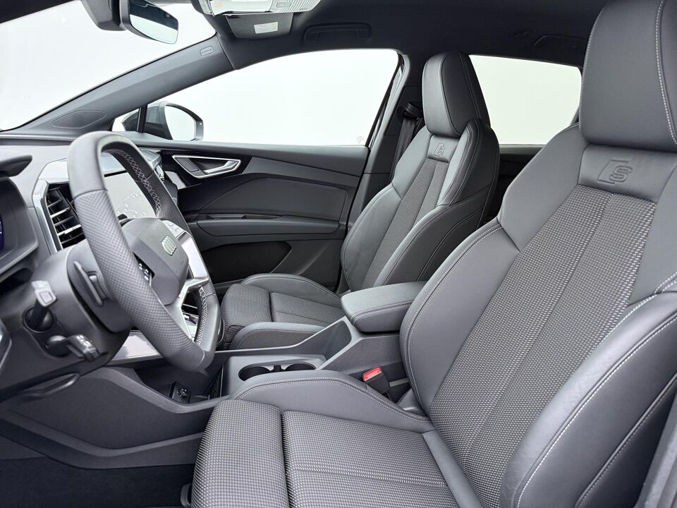 Audi Q4 e-tron 45 quattro S-Line 82 kWh