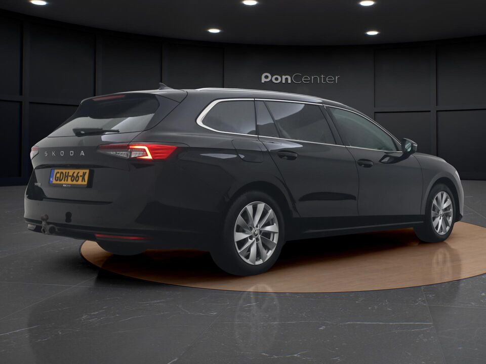 Škoda Superb Combi 1.5 TSI First Edition