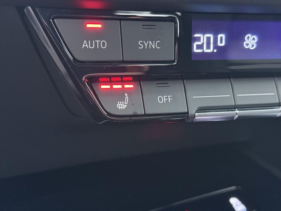 Audi Q4 e-tron Advanced edition 45 quattro 82 kWh 210 kW / 286 PK