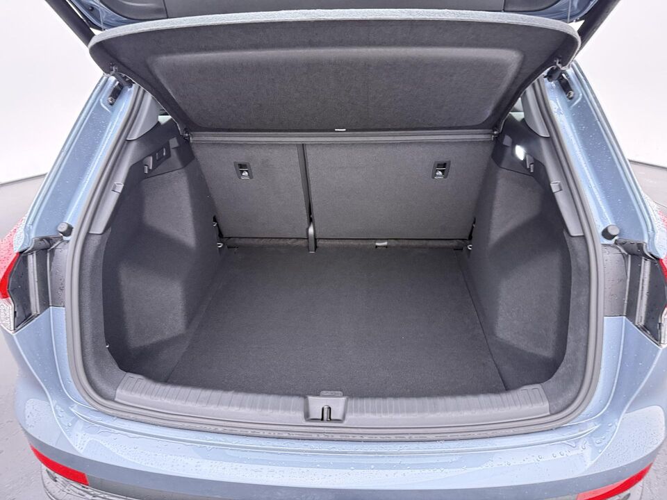 Audi Q4 e-tron Advanced edition 45 quattro 82 kWh 210 kW / 286 PK