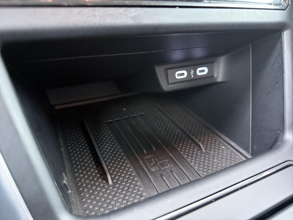 Volkswagen Polo 1.0 TSI Life Edition