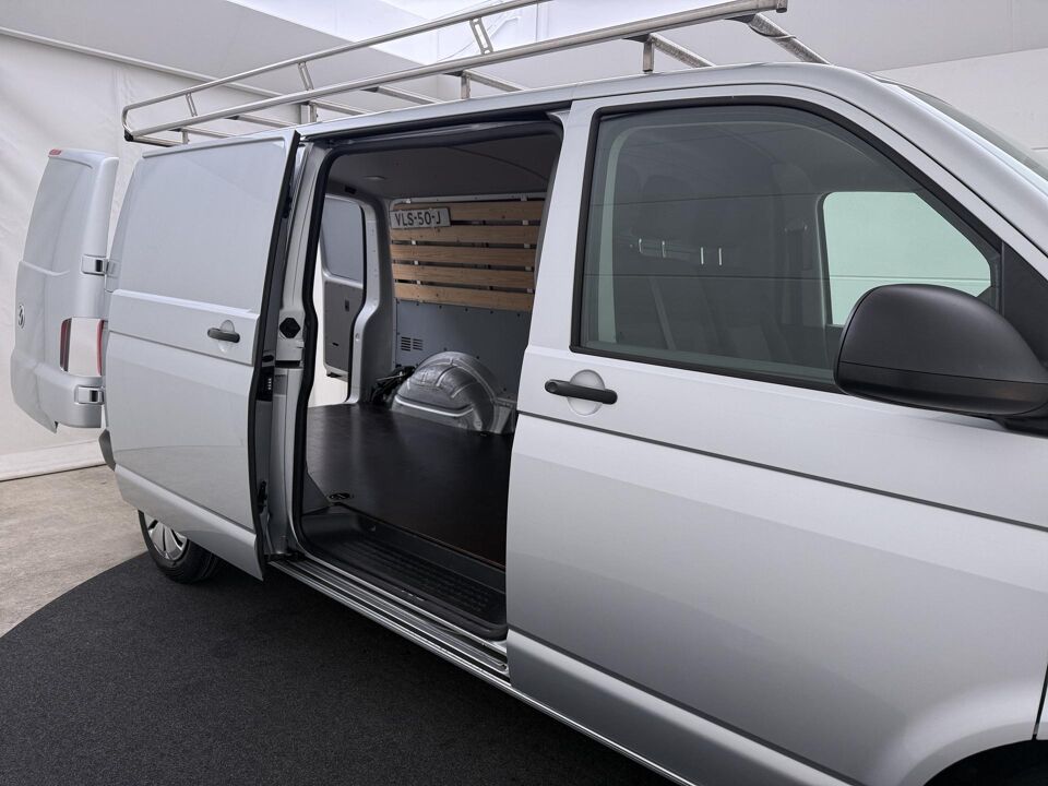 VW-Bedrijfswagens Transporter 2.0 TDI L2H1 28 Economy Business