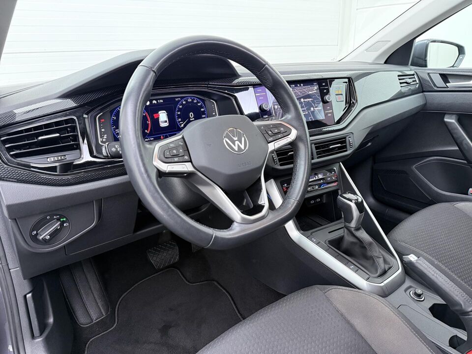 Volkswagen Polo 1.0 TSI Life Business