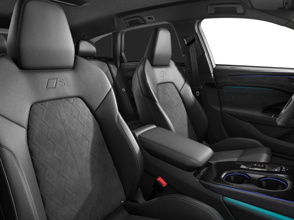 Audi A6 Avant S edition Competition 2.0 e-hybrid 270 kW / 367 PK