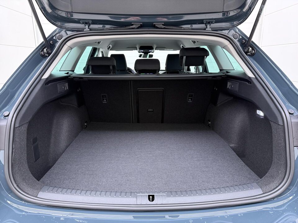 SEAT Leon Sportstourer Style Business Intense 1.5 TSI 150 kW / 204 PK