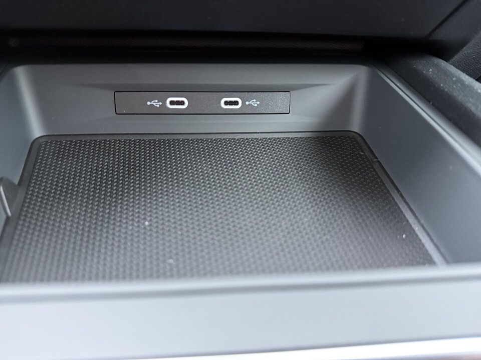 SEAT Leon Sportstourer Style Business Intense 1.5 TSI 150 kW / 204 PK