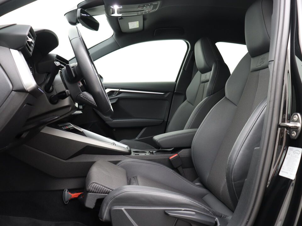 Audi A3 Limousine 30 TFSI S-Line