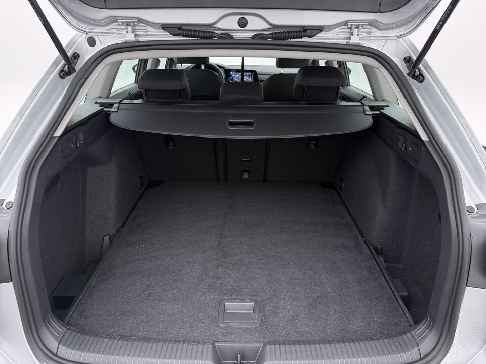 Volkswagen Golf Variant 1.5 eTSI Life Business