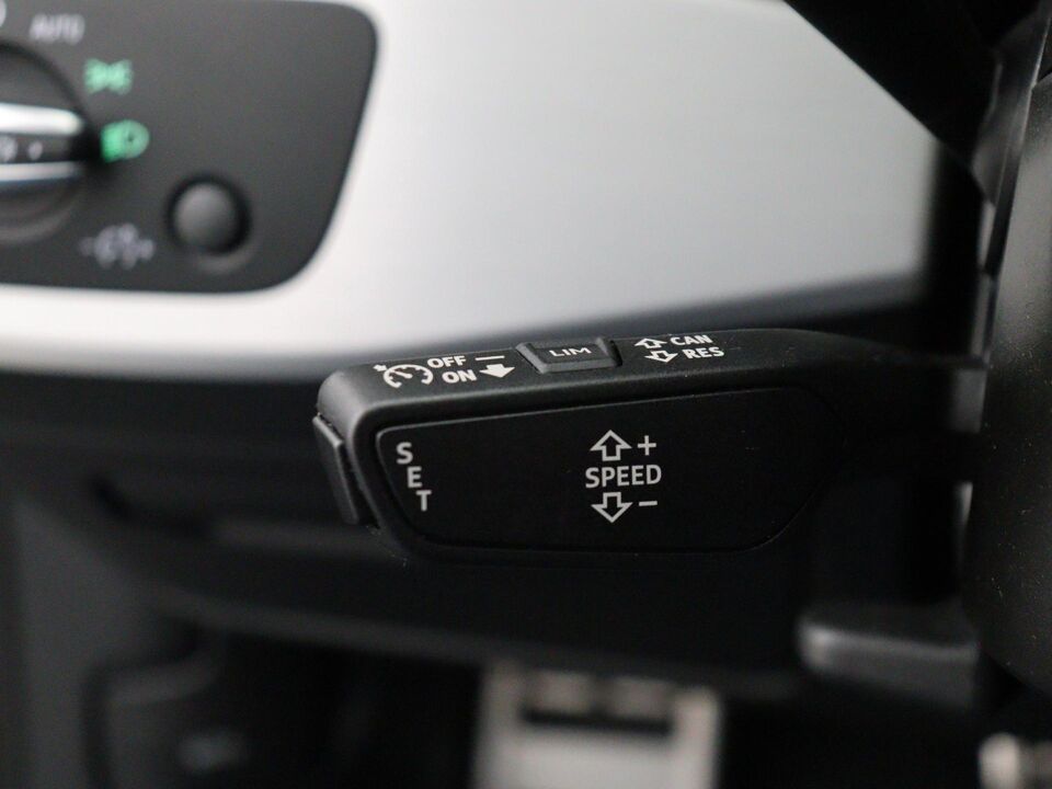 Audi A4 Avant 35 TFSI S-Line