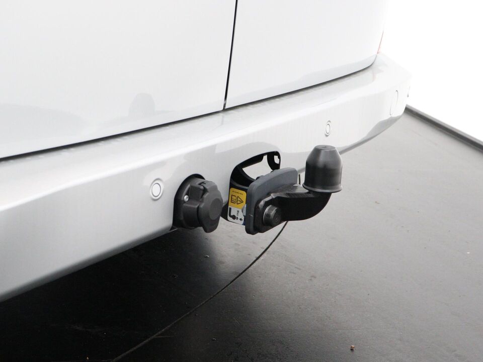 VW-Bedrijfswagens E-Transporter Bulli L2 210 kW / 286 pk