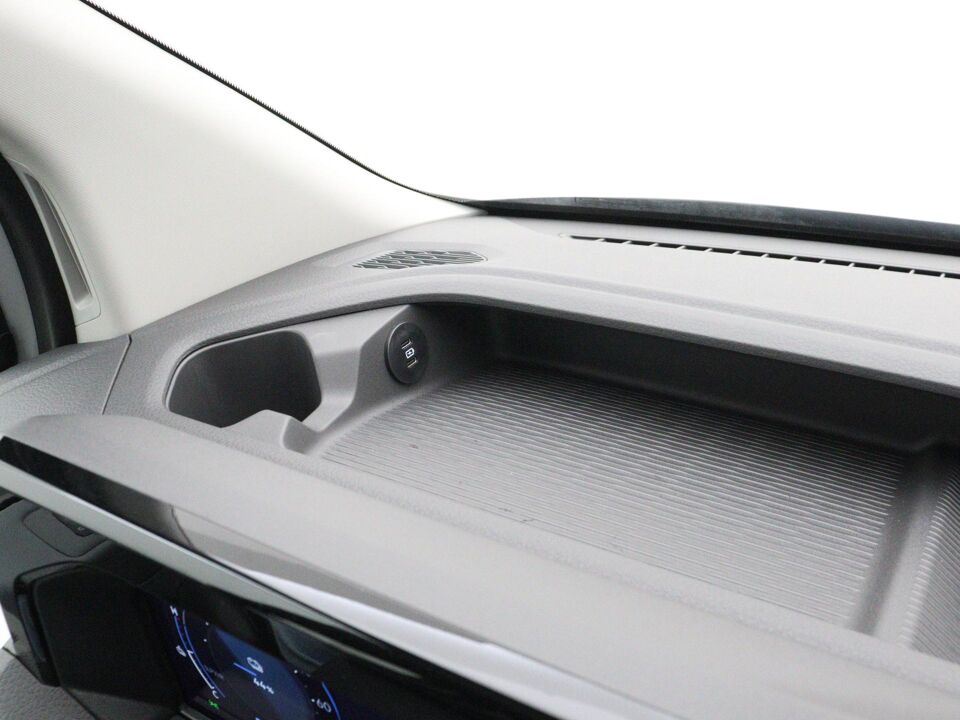 VW-Bedrijfswagens E-Transporter Bulli L2 210 kW / 286 pk