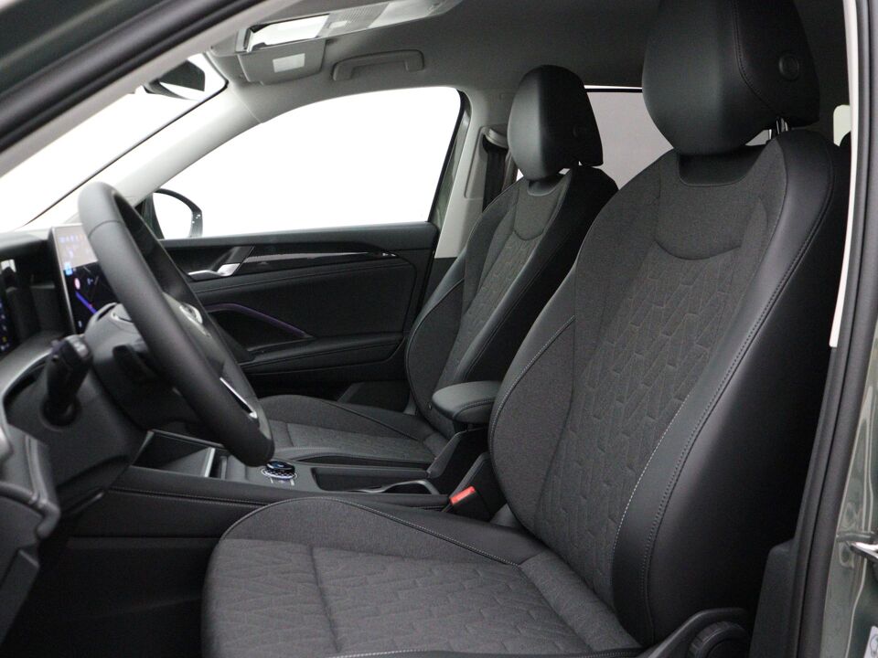 Volkswagen Tayron Life Edition 1.5 eHybrid 150 kW / 204 pk