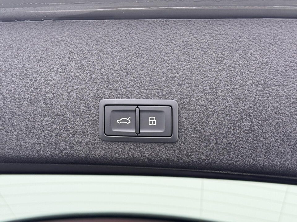 Audi Q8 e-tron 50 Quattro Advanced Edition 95 kWh