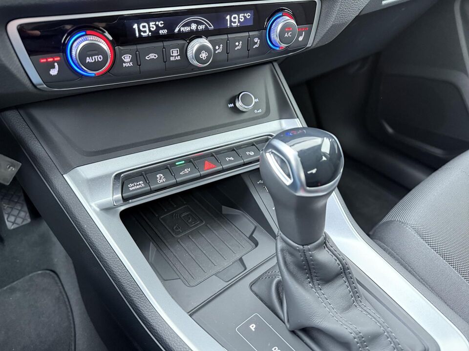 Audi Q3 45 TFSI e 245 PK Edition