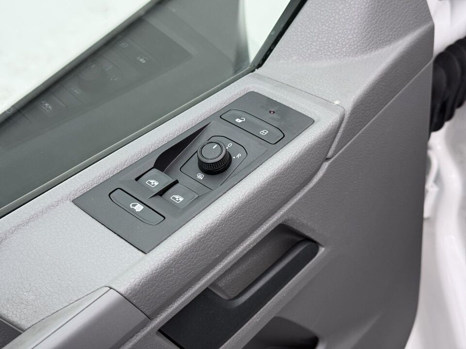 VW-Bedrijfswagens Transporter 2.0 TDI 110 PK L1H1 28 Comfortline