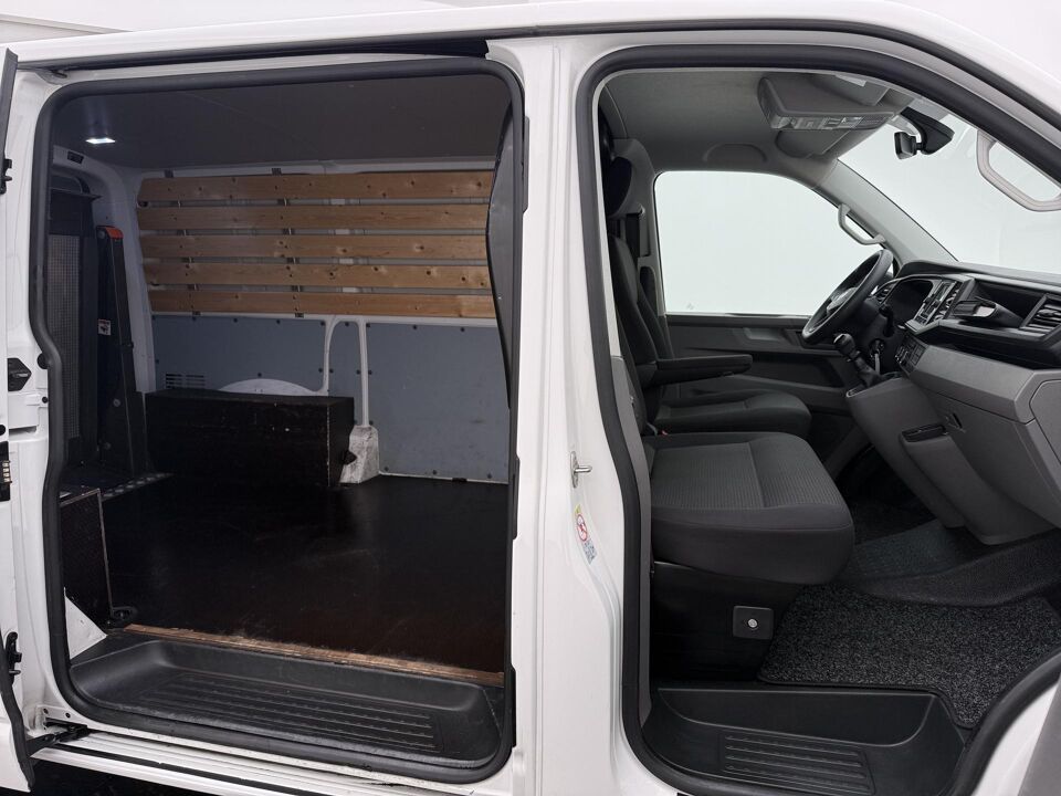 VW-Bedrijfswagens Transporter 2.0 TDI 110 PK L1H1 28 Comfortline