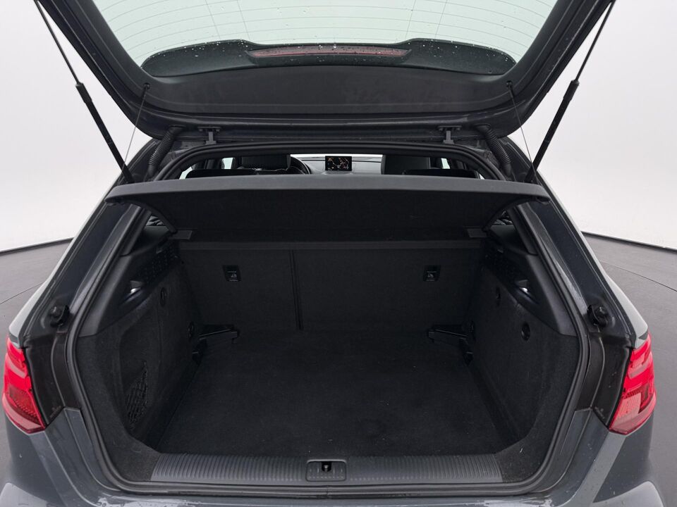 Audi A3 Sportback 35 TFSI Sport S Line