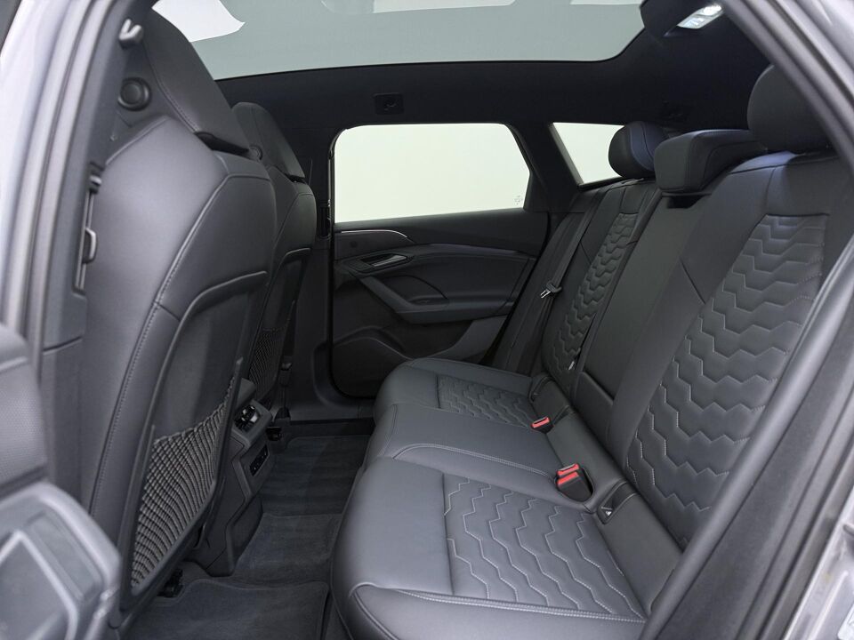 Audi A6 Avant e-tron S-Line 83 kWh