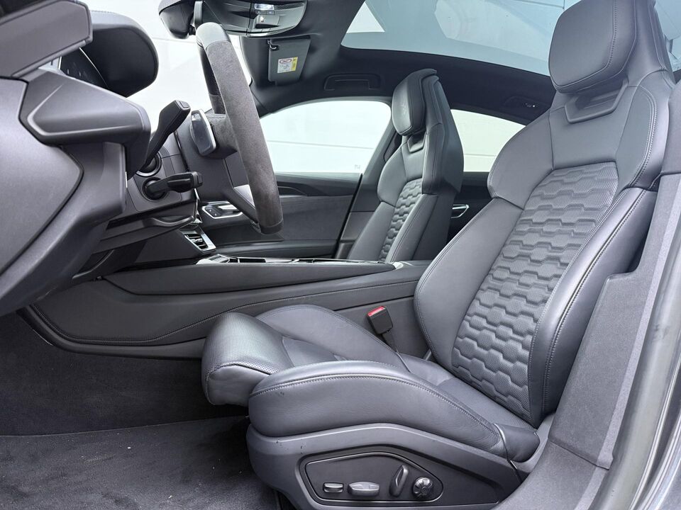 Audi e-tron GT 93 kWh