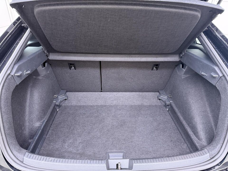 Volkswagen Taigo 1.0 TSI R-Line