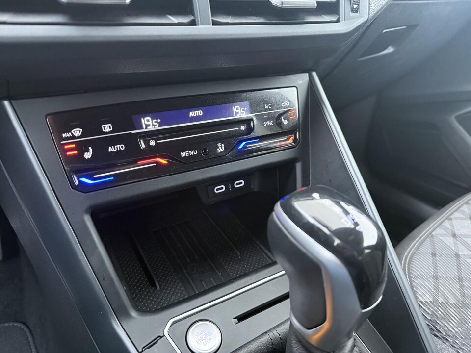 Volkswagen Taigo 1.0 TSI R-Line