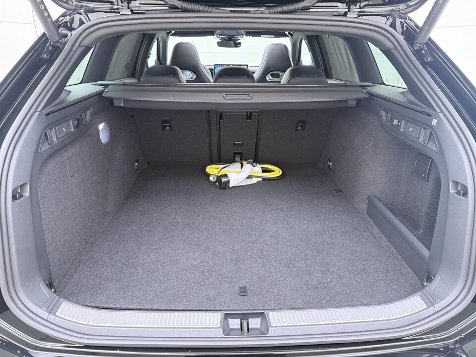 Volkswagen Passat Variant 1.5 eHybrid R-Line Edition