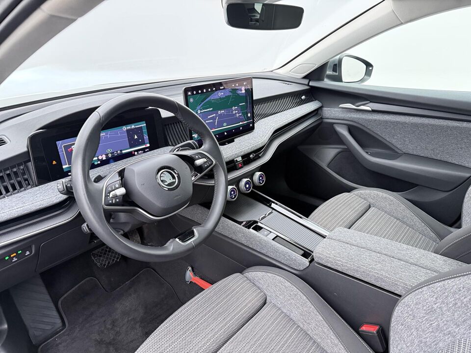 Škoda Superb Combi 1.5 TSI First Edition