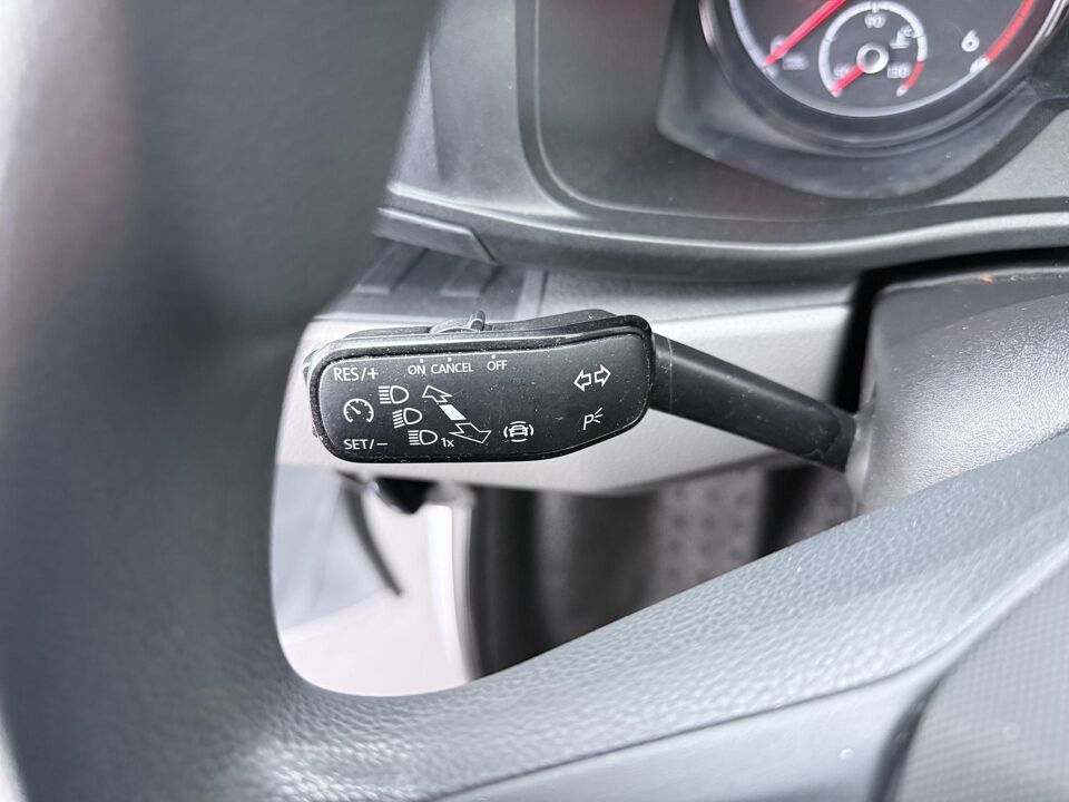 VW-Bedrijfswagens Transporter 2.0 TDI 110 PK L2H1 28 Trendline