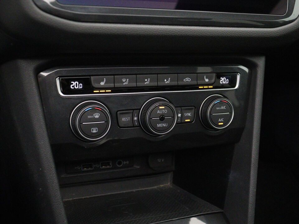 Volkswagen Tiguan Allspace 1.5 TSI R-line