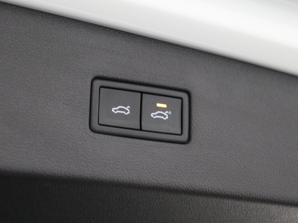 Volkswagen Tiguan Allspace 1.5 TSI R-line