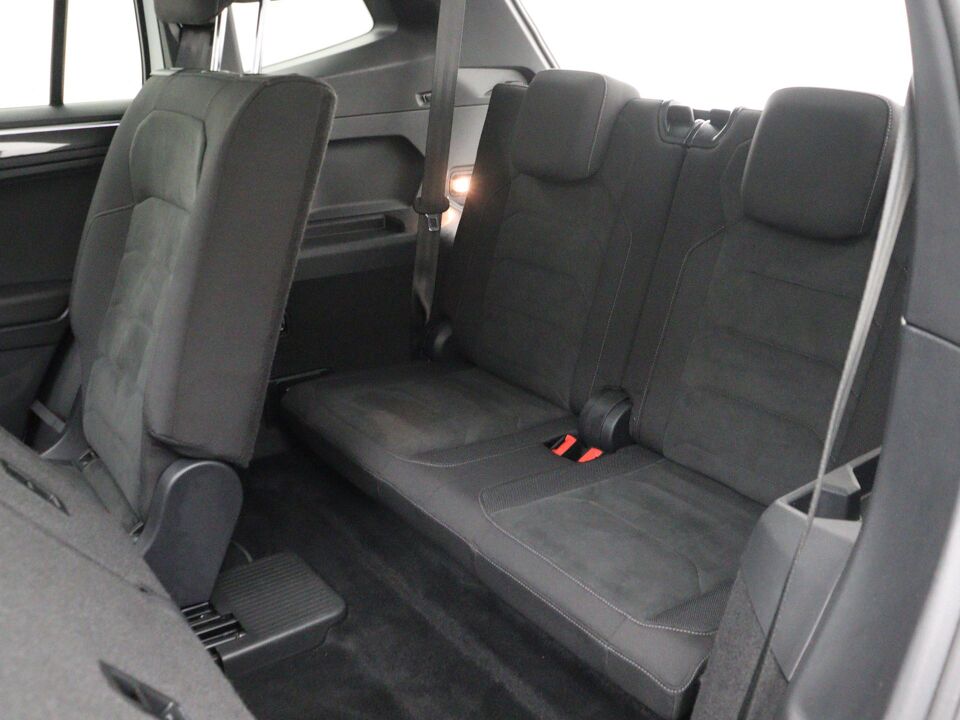 Volkswagen Tiguan Allspace 1.5 TSI R-line