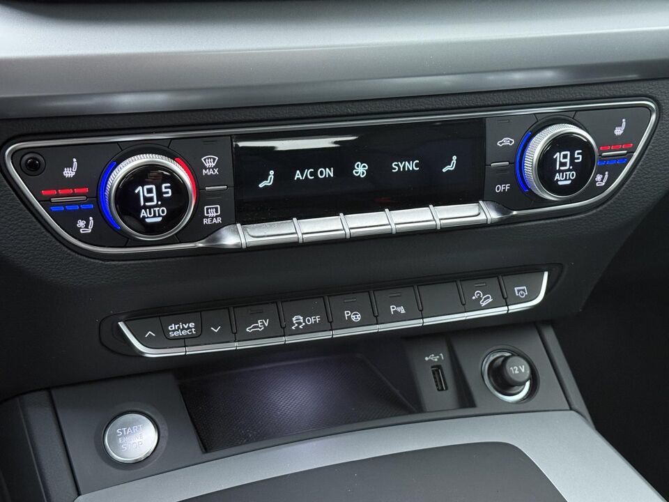 Audi Q5 50 TFSI e 299 PK Advanced