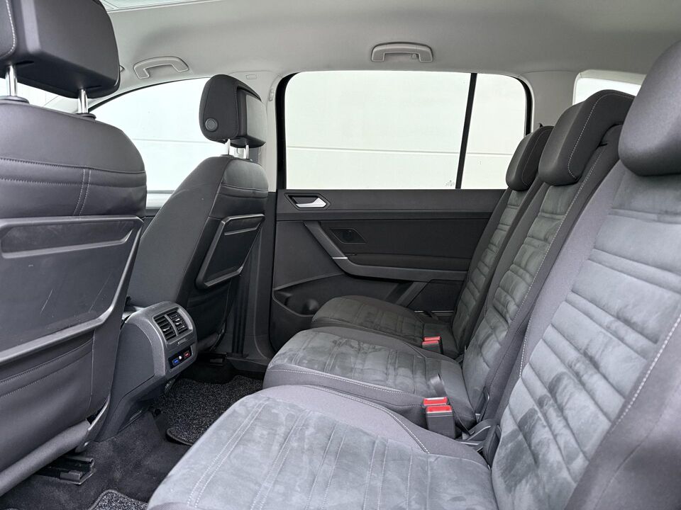 Volkswagen Touran 1.5 TSI Comfortline Business 7p