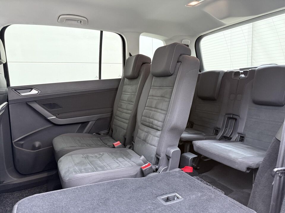 Volkswagen Touran 1.5 TSI Comfortline Business 7p