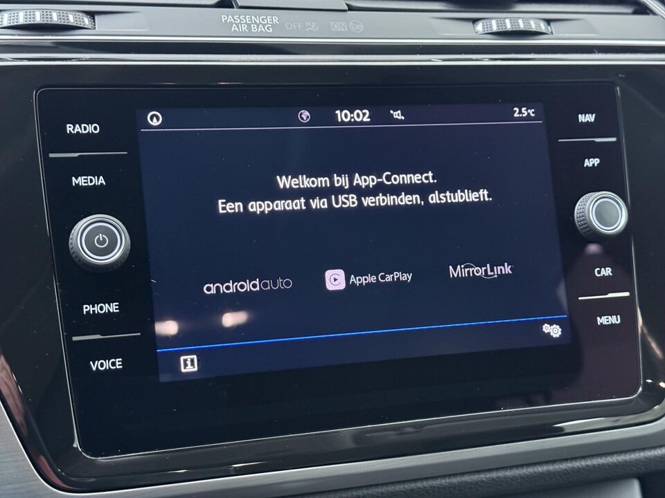 Volkswagen Touran 1.5 TSI Comfortline Business 7p