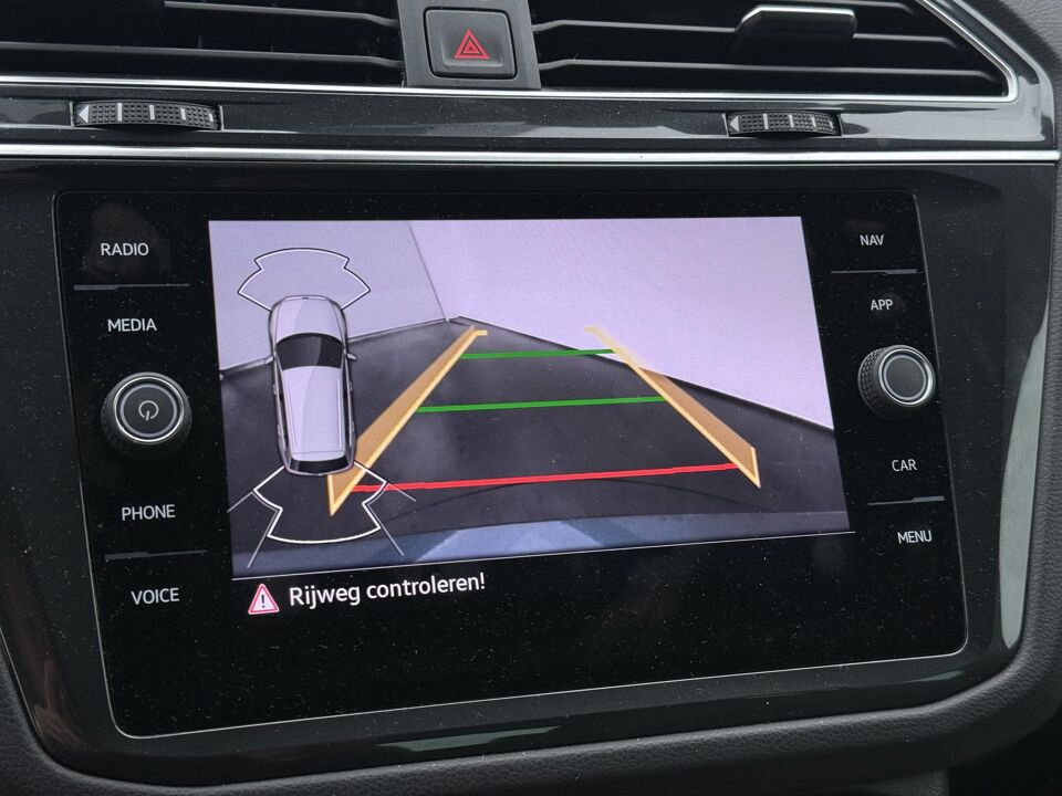 Volkswagen Tiguan 1.5 TSI R-Line Business+