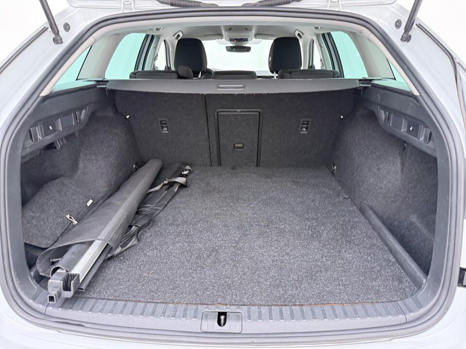 Škoda Octavia Combi 1.4 TSI iV PHEV Business Edition Plus