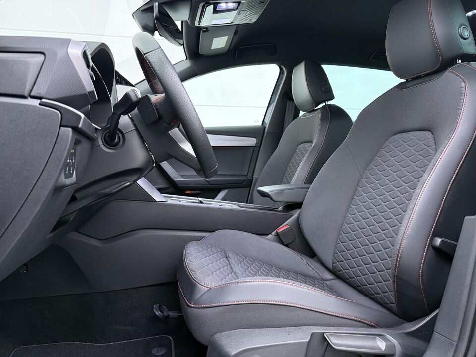 SEAT Leon 1.5 TSI e-Hybrid FR Business