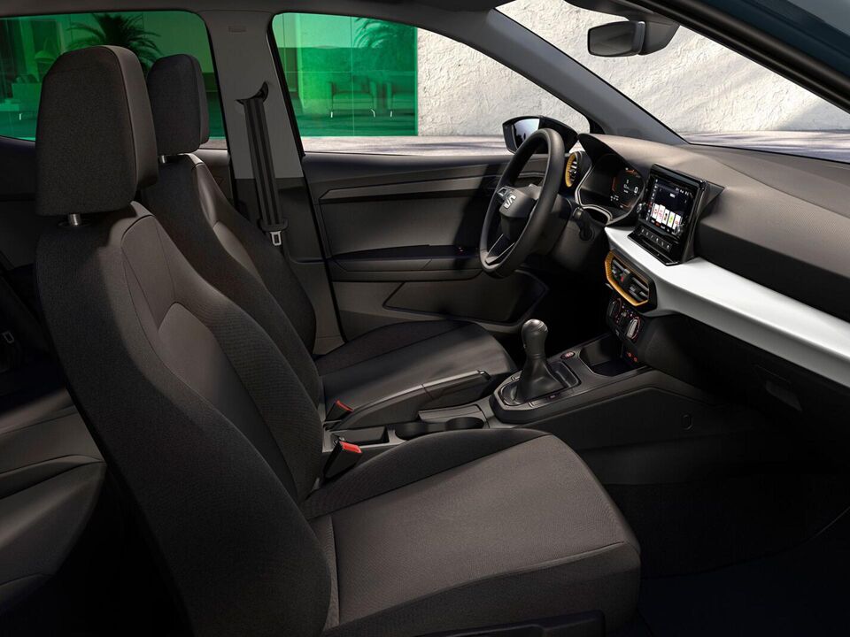 SEAT Arona Reference 1.0 EcoTSI 70 kW / 95 PK