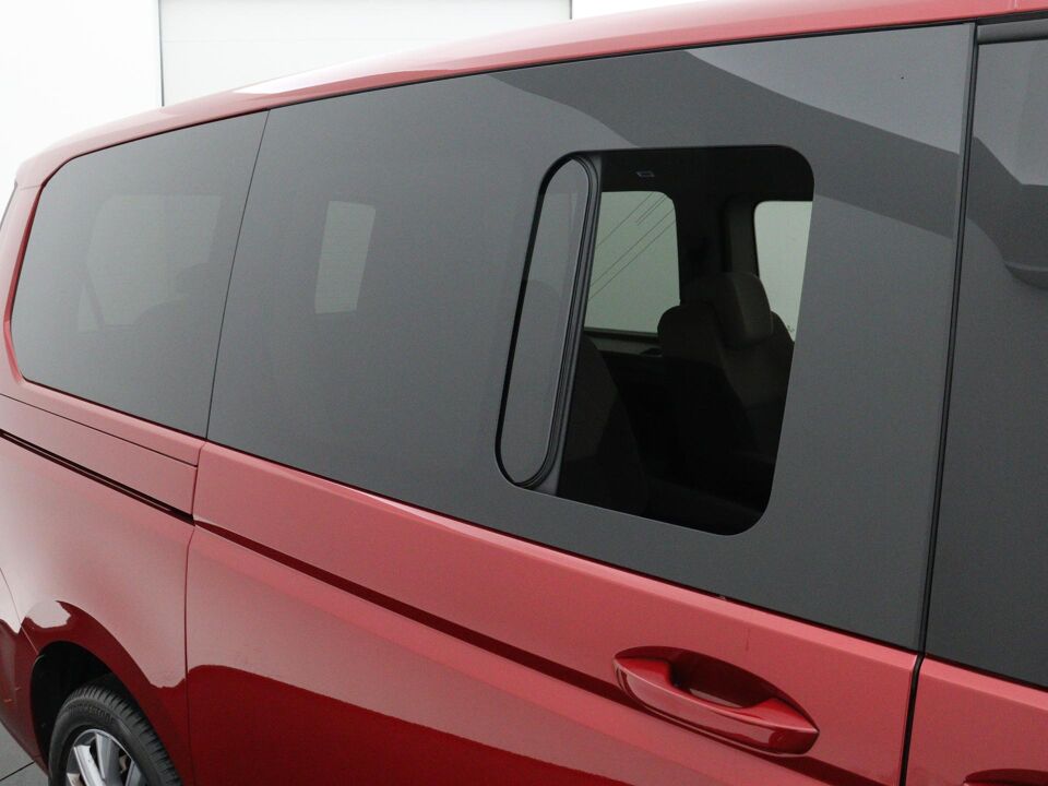 Volkswagen Multivan 1.4 eHybrid L2H1 Life 6 persoons