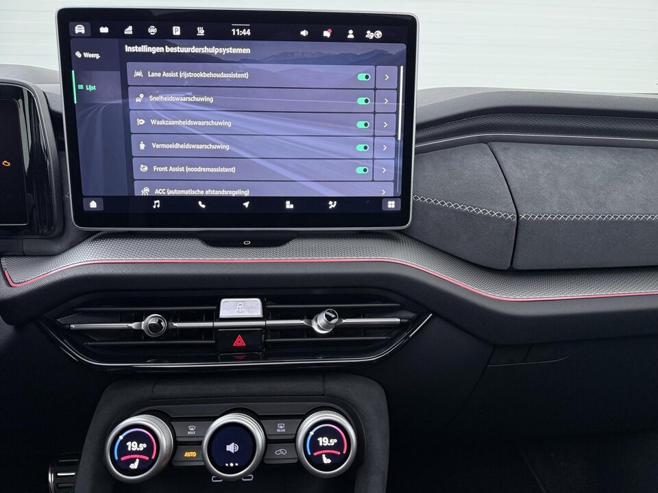 Škoda Kodiaq Sportline Business 1.5 TSI PHEV 150 kW / 204 PK