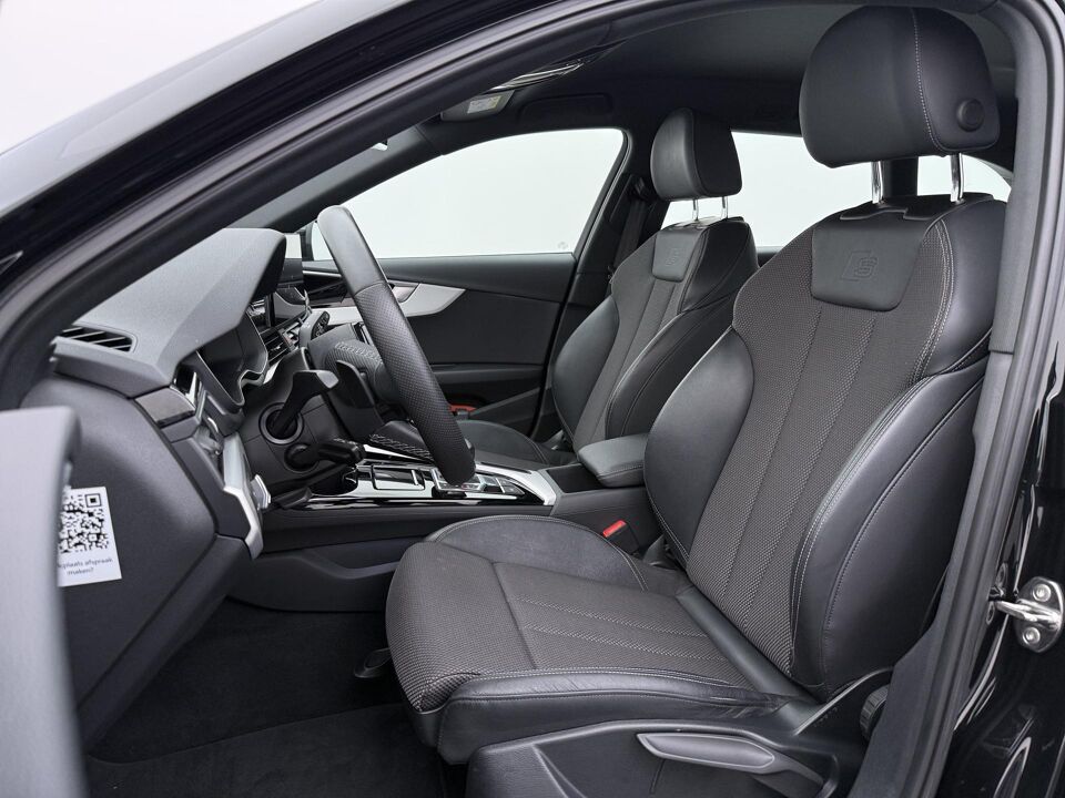 Audi A4 Avant 35 TFSI S edition