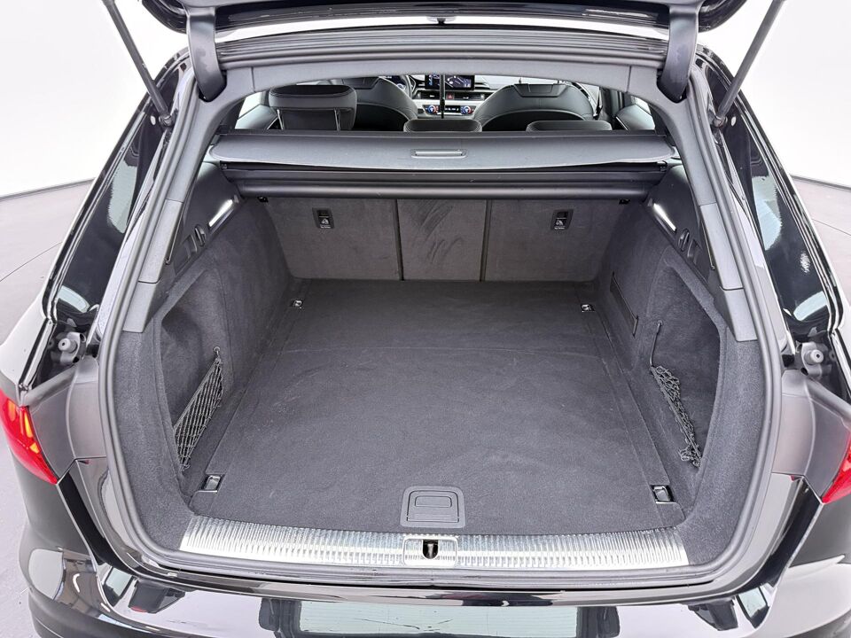 Audi A4 Avant 35 TFSI S edition