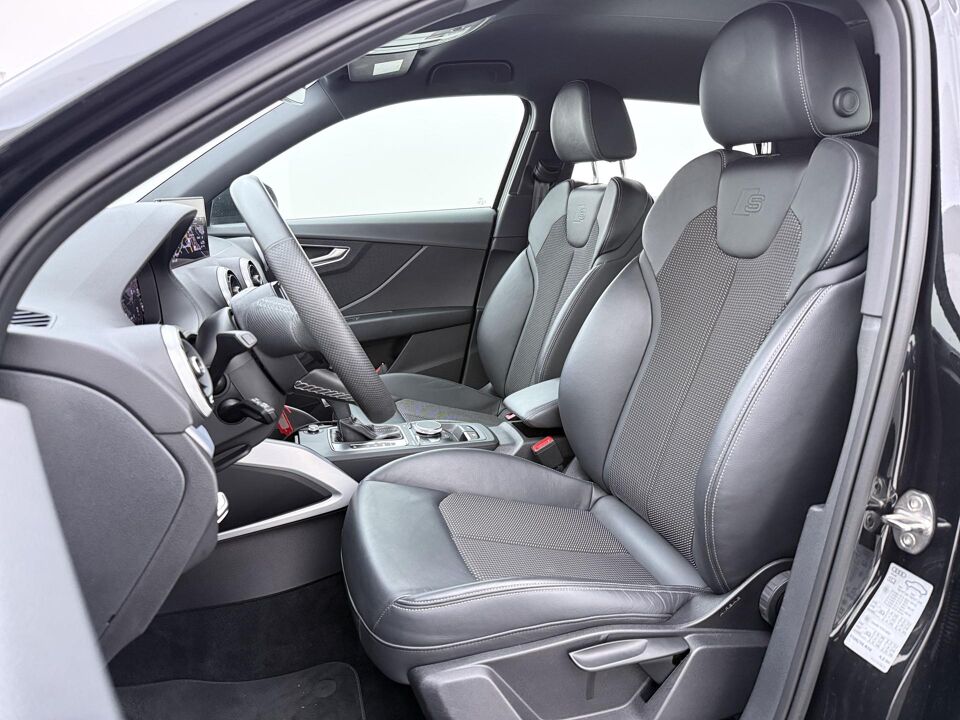 Audi Q2 35 TFSI S-line
