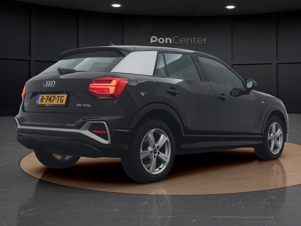 Audi Q2 35 TFSI S-line