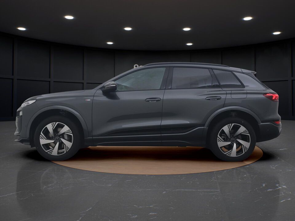 Audi Q6 e-tron S edition 100Kwh 225 kW / 306 PK