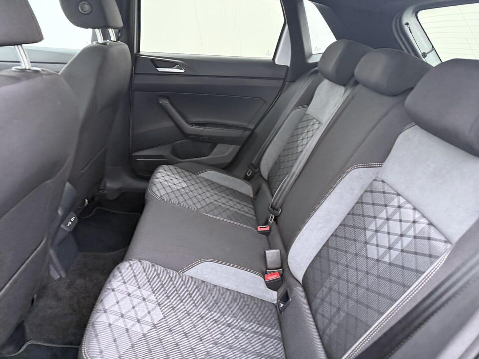 Volkswagen Polo 1.0 TSI R-Line Business