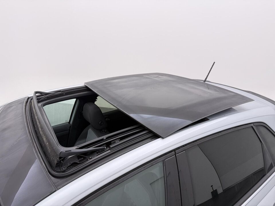 Volkswagen Polo 1.0 TSI R-Line Business