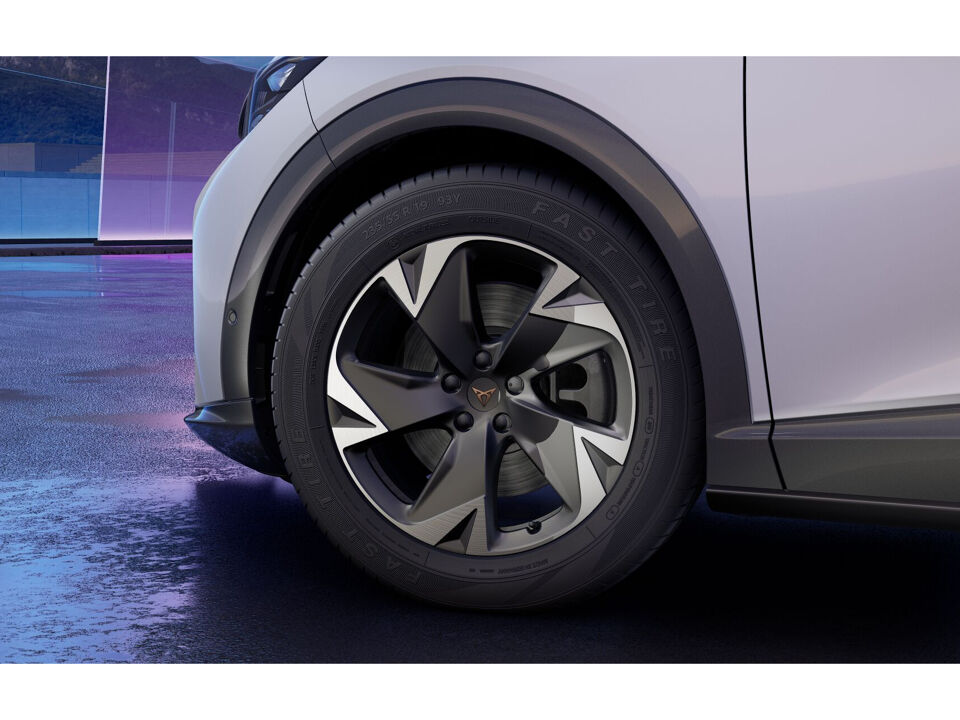 CUPRA Tavascan Business