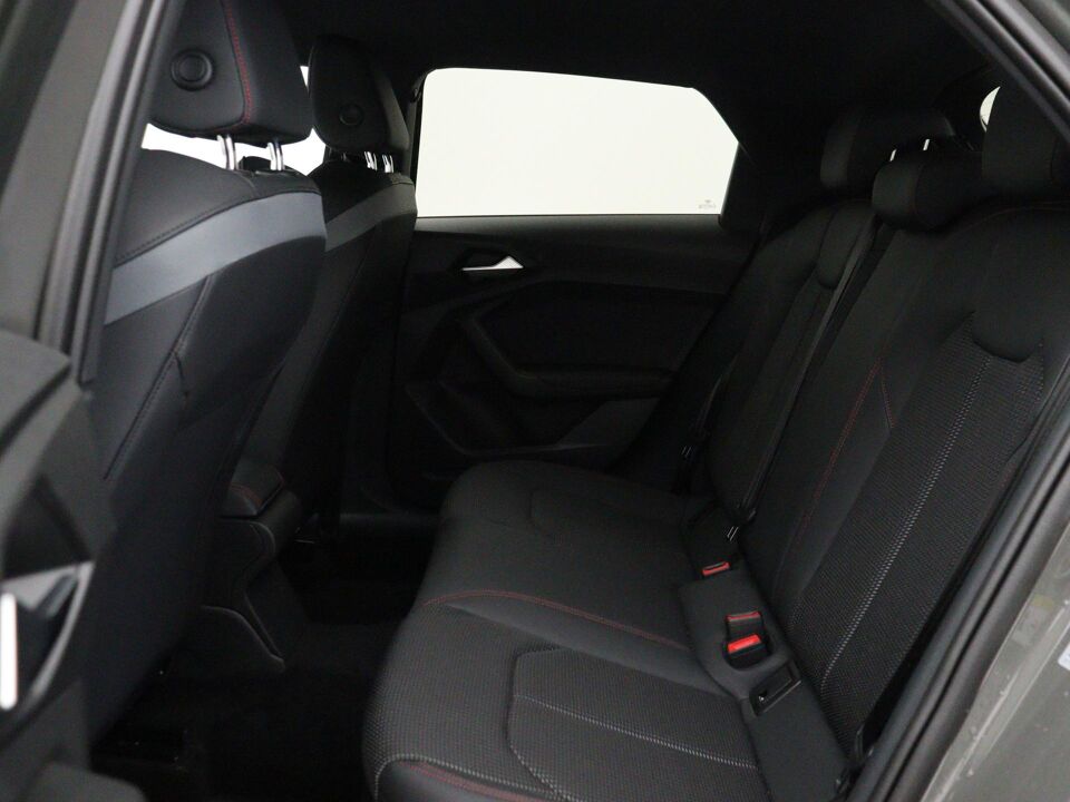 Audi A1 Sportback 25 TFSI S-line